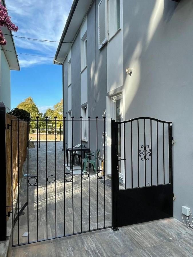 Incantevole Casa Vacanze Con Parcheggio Pisa Buitenkant foto